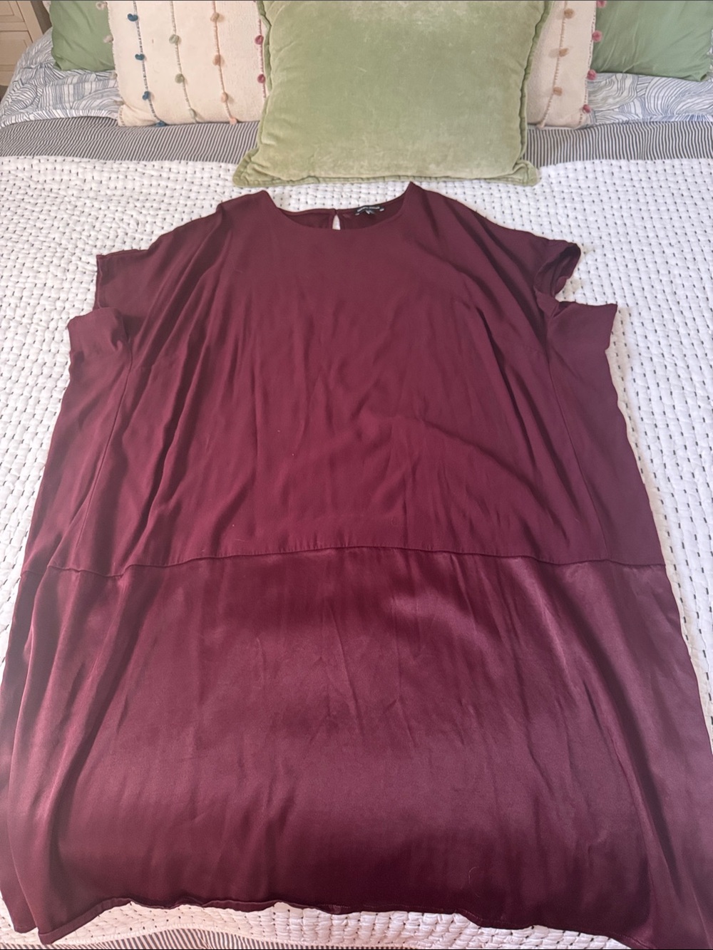 Women's Burgundy Short-Sleeve Two Toned Dress